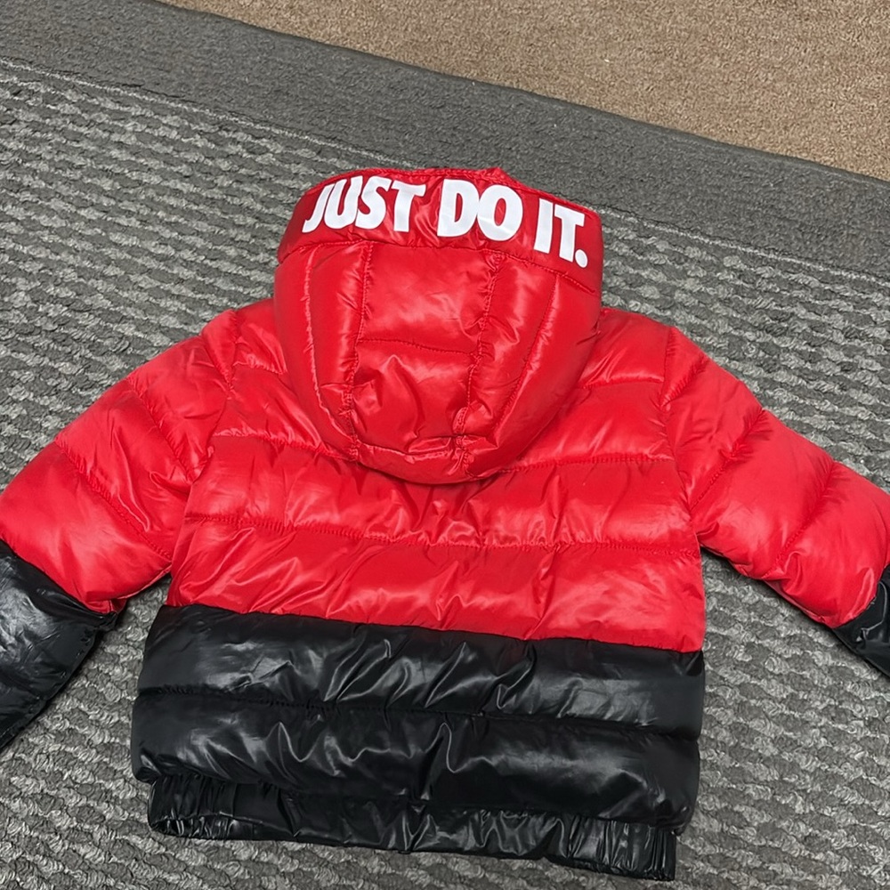 Nike jacket - Picture 4 of 5